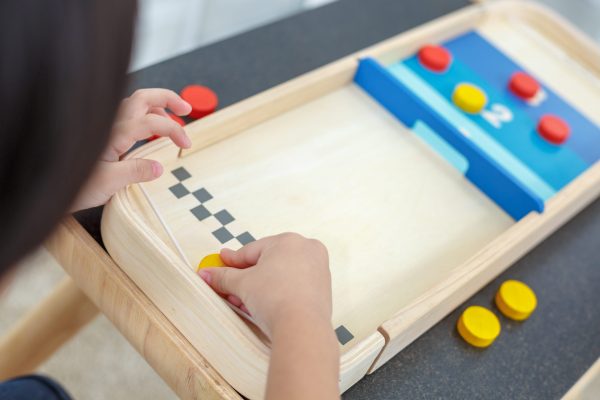 2-in-1 Shuffleboard-Game - Image 5